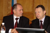 Серьёзный вопрос. Президент и ректор. Профессора В.В. Шкарин и Б.Е. Шахов.